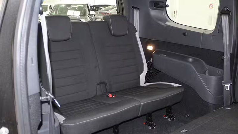 Dacia Lodgy • 2022 • 54,062 km 7