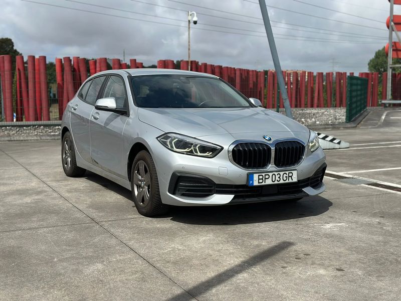 BMW 316i • 2021 • 118,000 km 1