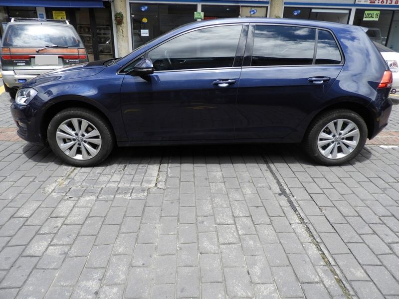 Volkswagen Golf • 2017 • 85,000 km 2