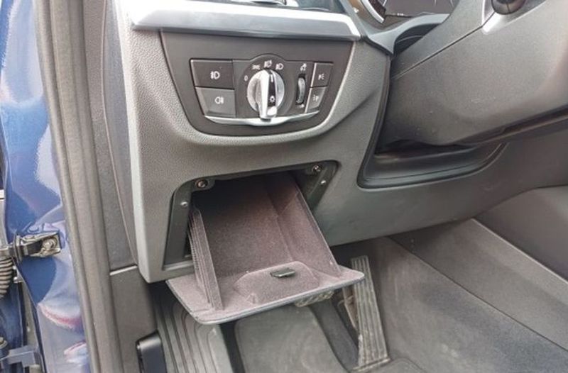 BMW X3 • 2018 • 74,000 km 16