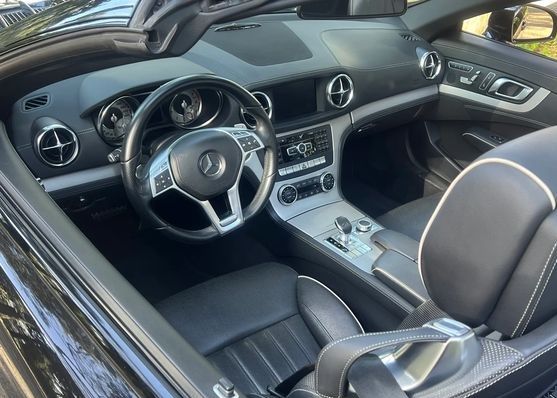 Mercedes-Benz SL • 2012 • 111,000 km 8