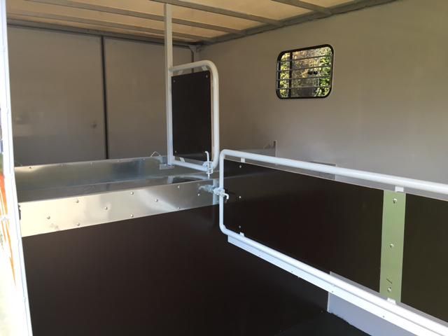 Renault Master • 2011 • 145,000 km 5