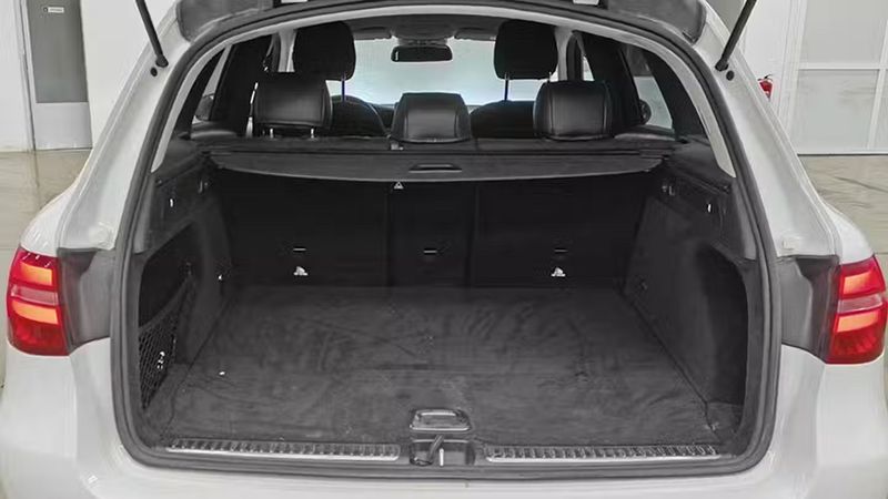 Mercedes-Benz 200 D • 2018 • 153,844 km 8