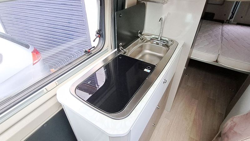 Fiat Ducato • 2020 • 9,996 km 8