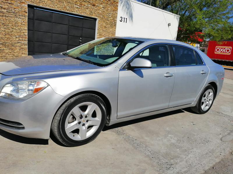 Chevrolet Malibu Limited • 2011 • 90,000 km 3