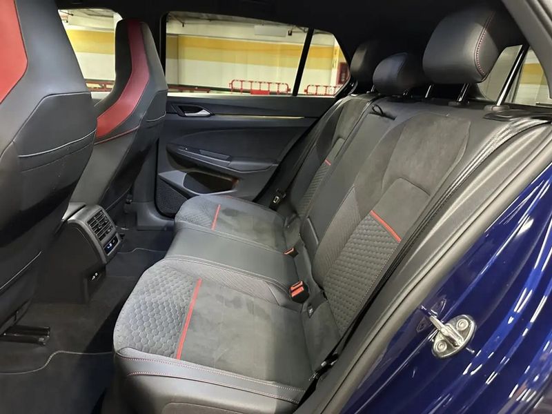 Volkswagen Golf • 2023 • 20,600 km 7