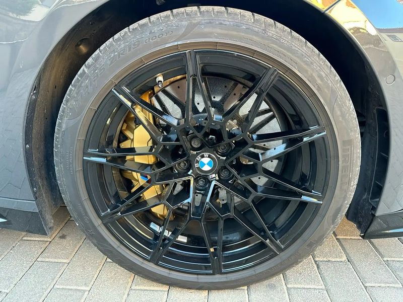 BMW M4 • 2022 • 31,054 km 6