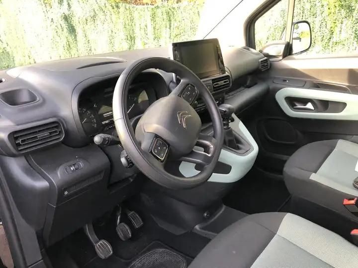 Citroën Berlingo • 2020 • 27,000 km 5