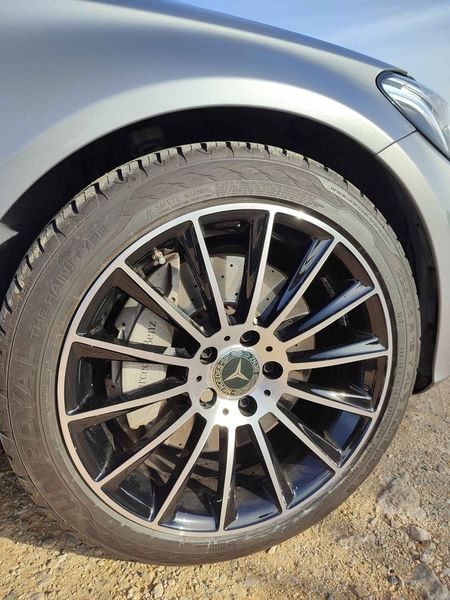 Mercedes-Benz C-Class • 2015 • 120,000 km 5