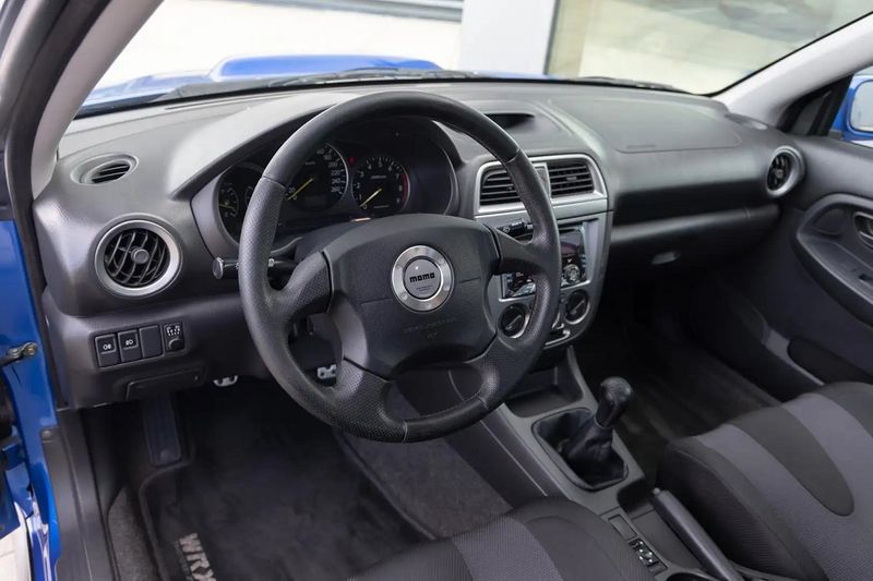 Subaru Impreza • 2002 • 74,000 km 4