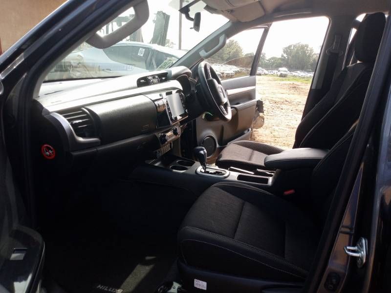 Toyota Hilux • 2021 • 75,855 km 8