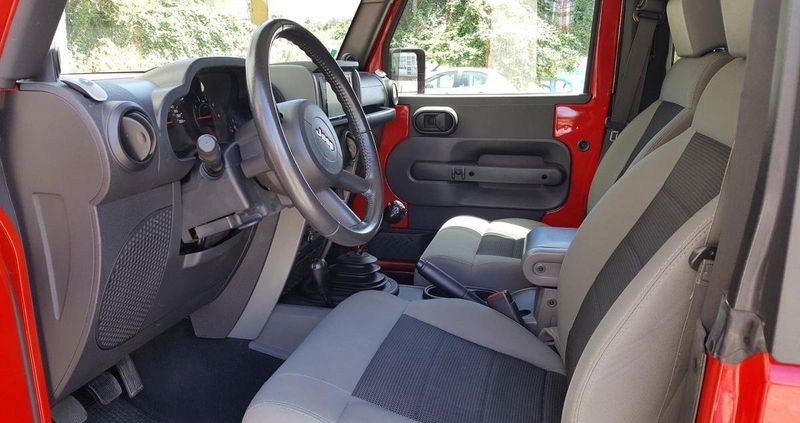 Jeep Wrangler • 2009 • 80,000 km 4