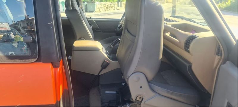 Land Rover Range Rover • 1998 • 284,000 km 3