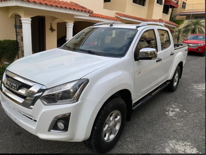 Isuzu D-MAX • 2017 • 90,000 km 1