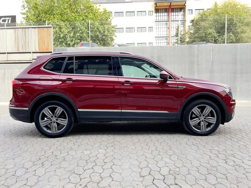 Volkswagen Tiguan Allspace • 2020 • 80,000 km 6