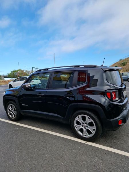 Jeep Renegade • 2019 • 62,000 km 2