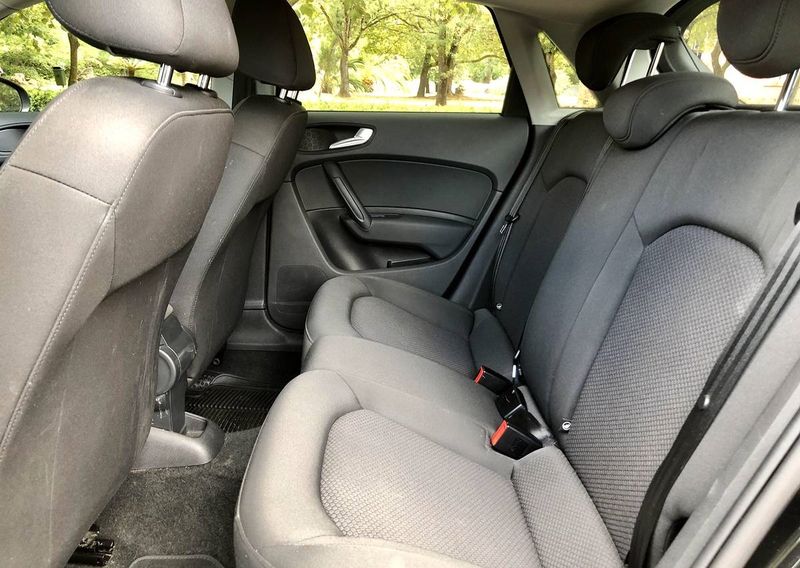 Audi A1 • 2015 • 49,000 km 3