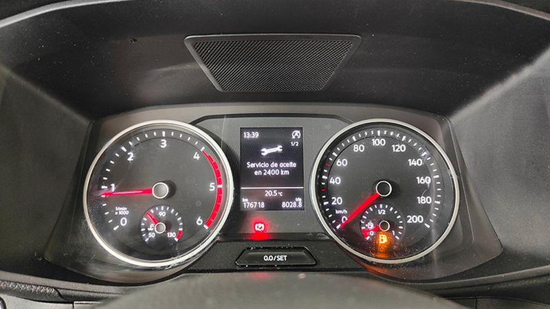 Volkswagen Crafter • 2021 • 176,250 km 10