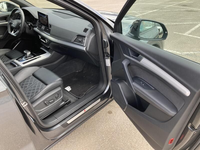 Audi Q5 Sportback • 2022 • 76,769 km 21