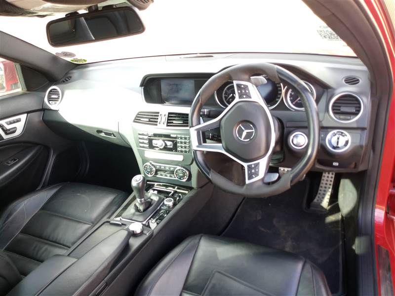 Mercedes-Benz C • 2014 • 89,558 km 4