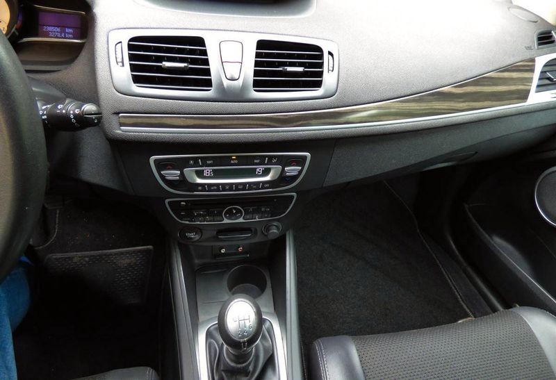 Renault Mégane • 2008 • 249,999 km 6