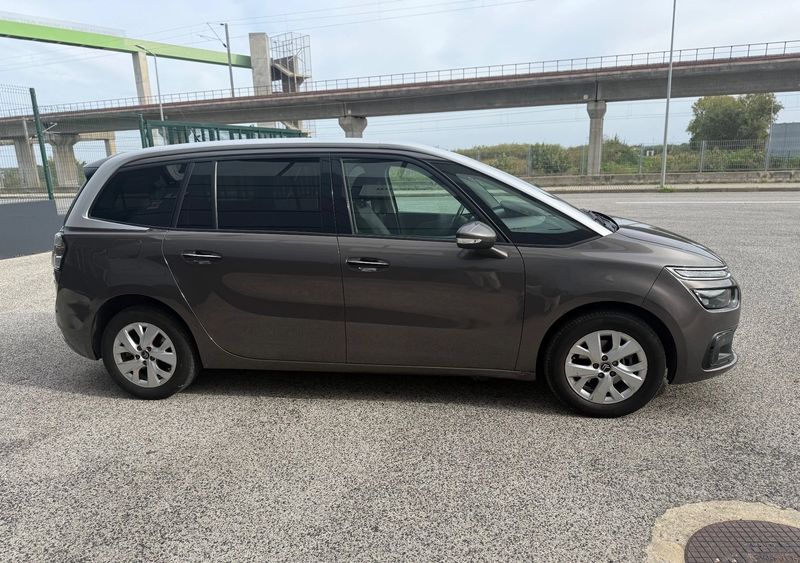 Citroën C4 Grand Picasso • 2017 • 225,000 km 3