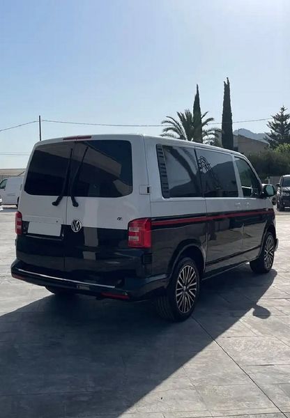 Volkswagen T5 Transporter Shuttle • 2018 • 214,000 km 11