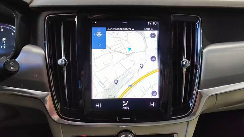 Volvo V90 • 2019 • 70,513 km 7