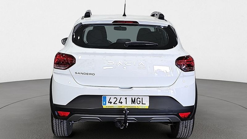 Dacia Sandero • 2023 • 19,200 km 10