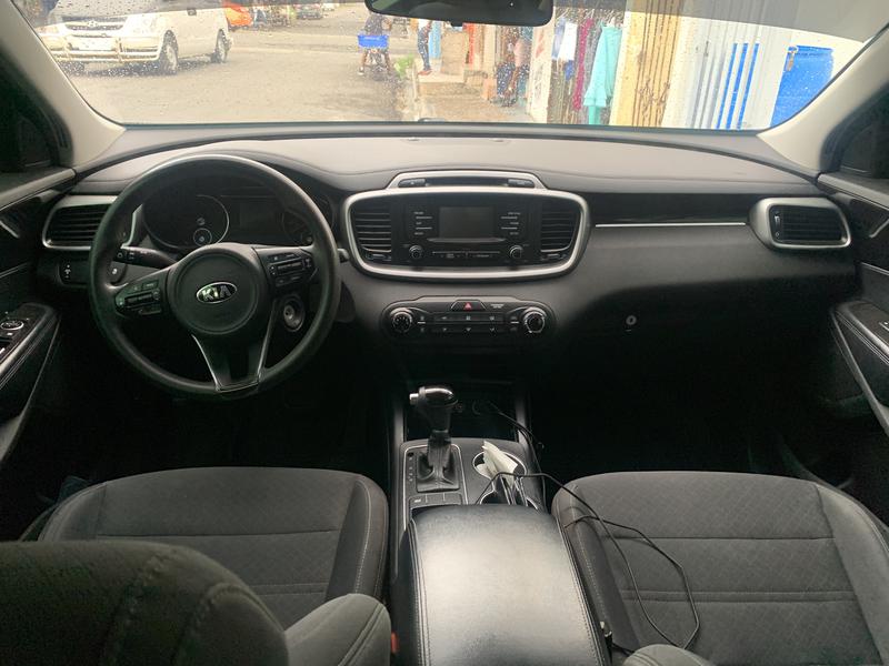Kia Sorento • 2016 • 75,192 km 6