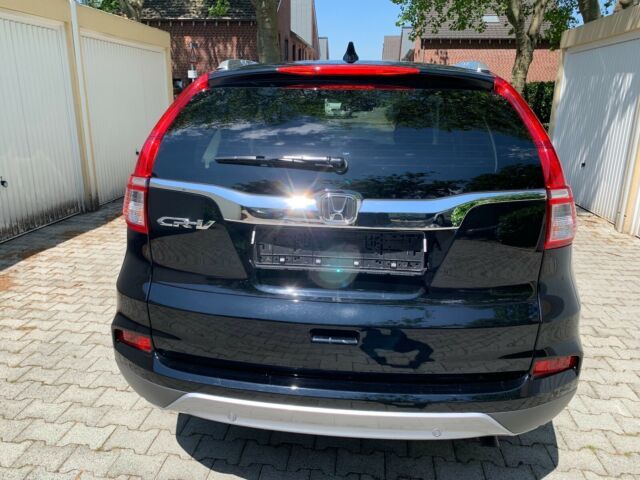 Honda CR-V • 2016 • 54,400 km 6