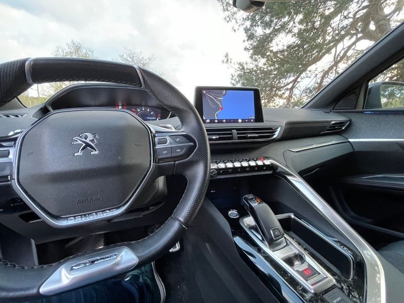 Peugeot 5008 • 2019 • 54,974 km 1