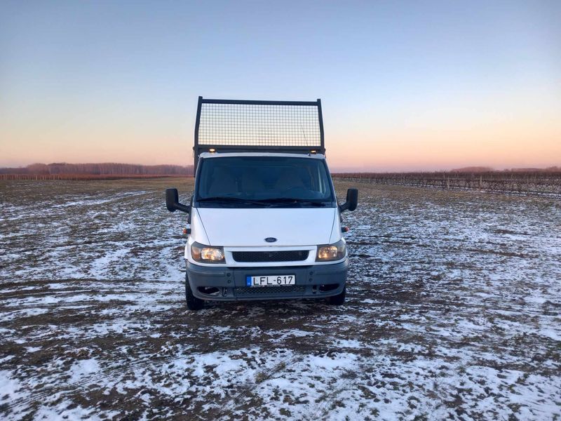 Ford Transit • 2001 • 560,000 km 3