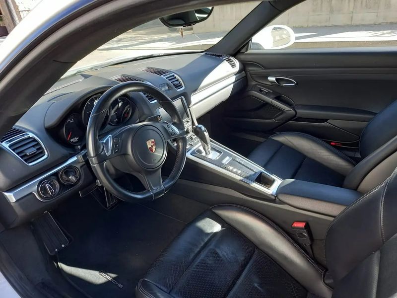 Porsche Cayman • 2014 • 89,000 km 4
