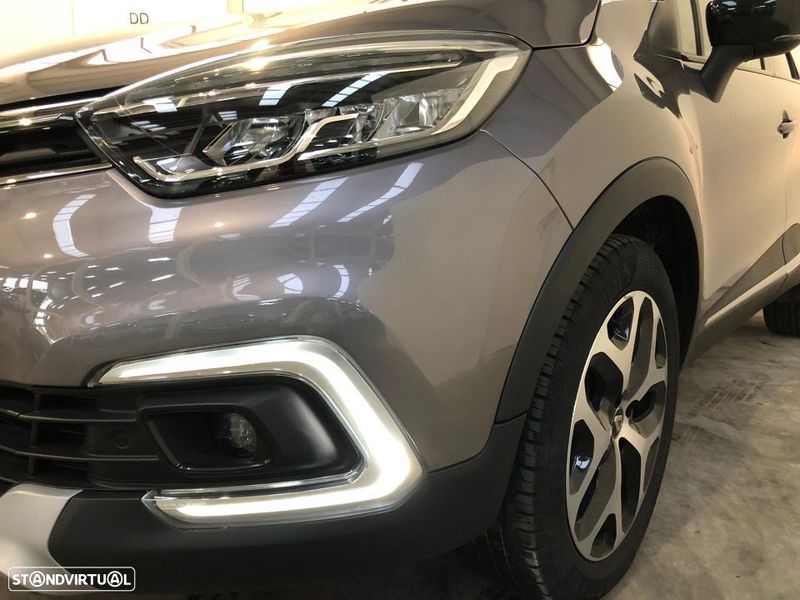 Renault Captur • 2019 • 10,519 km 3