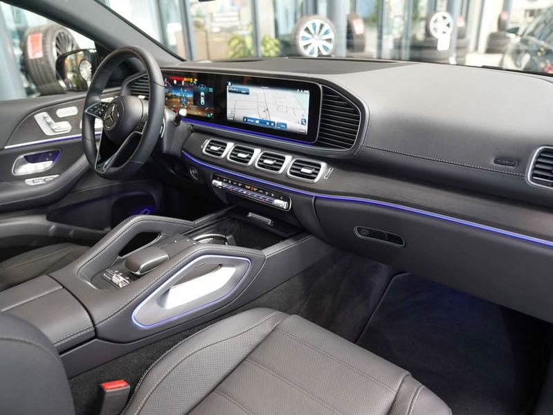 Mercedes-Benz GLE • 2023 • 6,457 km 5