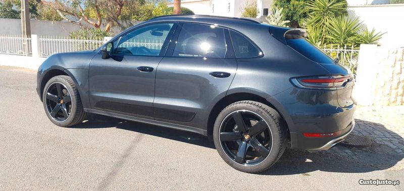 Porsche Macan • 2019 • 30,000 km 6