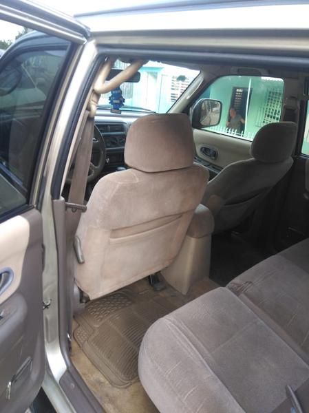 Mitsubishi Montero • 2002 • 5,000 km 5