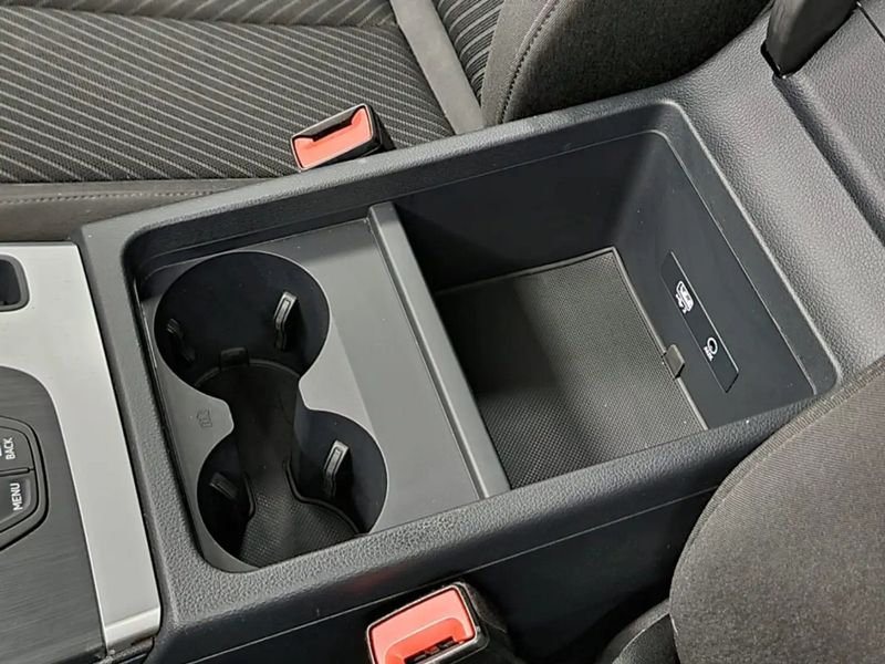 Audi Q5 • 2018 • 159,000 km 12