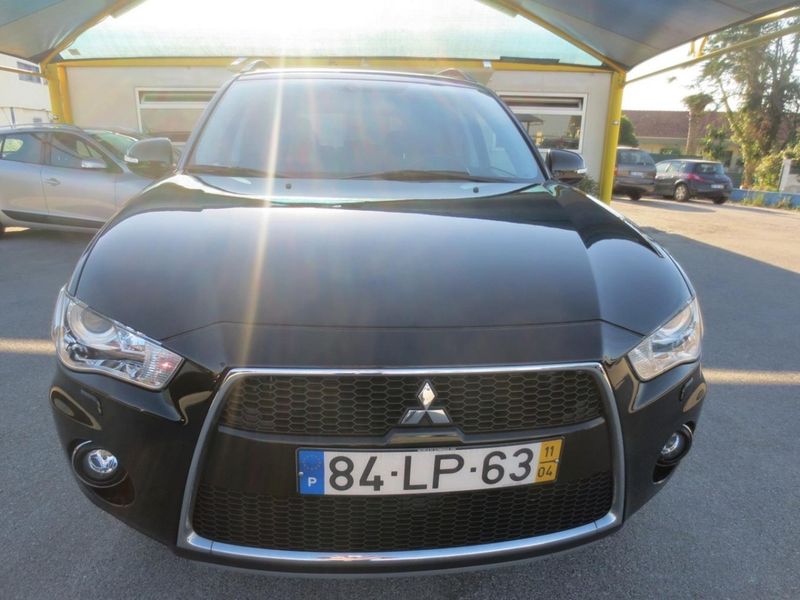 Mitsubishi Outlander • 2011 • 61,000 km 1