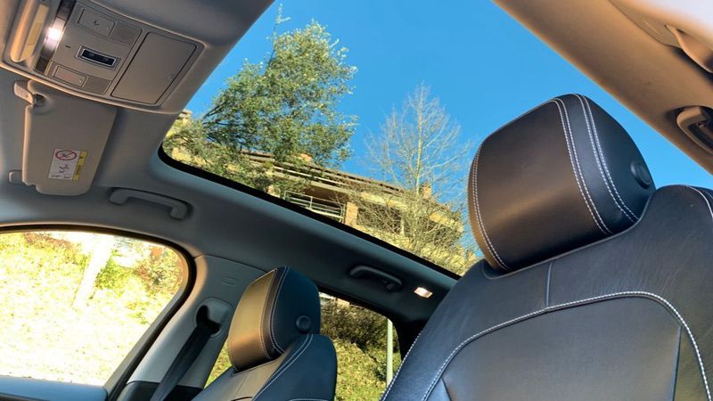 Jaguar F-Pace • 2017 • 135,000 km 5