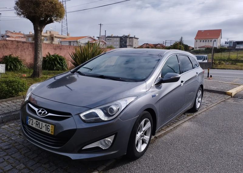 Hyundai i40 CW • 2012 • 217,245 km 1