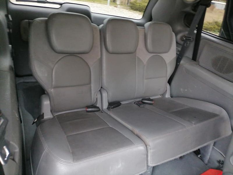Chrysler Grand Voyager • 2009 • 89,000 km 7