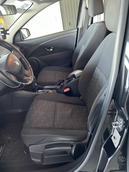 Renault Fluence • 2017 • 113,755 km 9