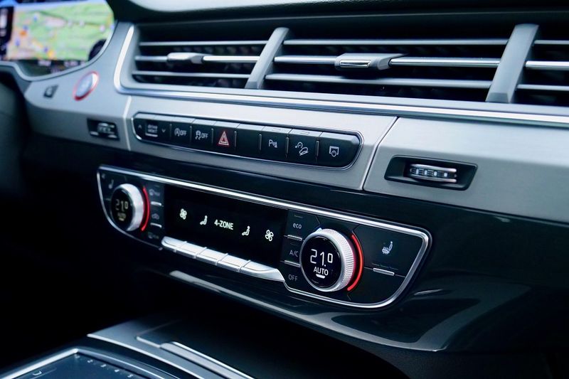 Audi SQ7 • 2017 • 113,000 km 7