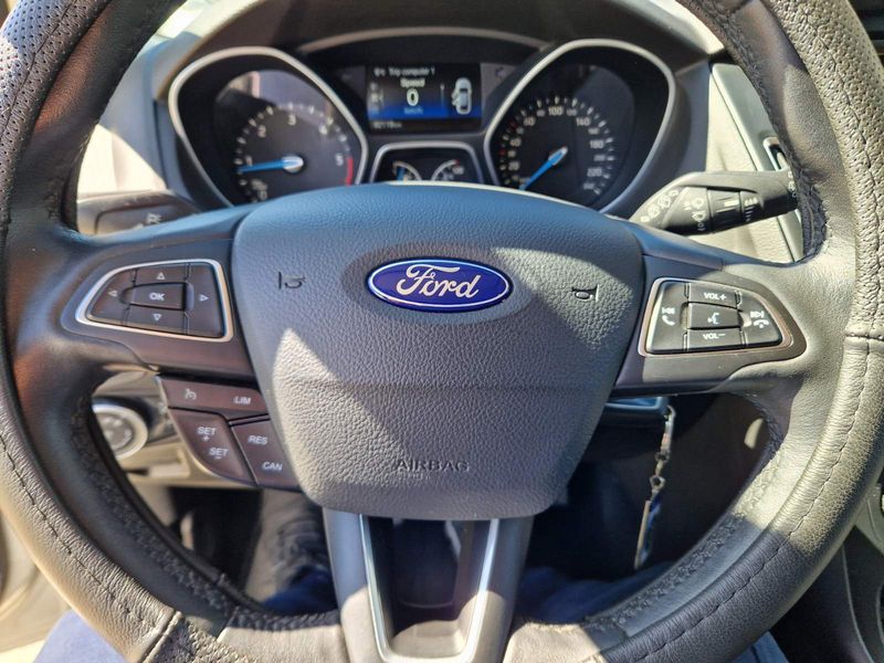 Ford Focus • 2016 • 86,000 km 5