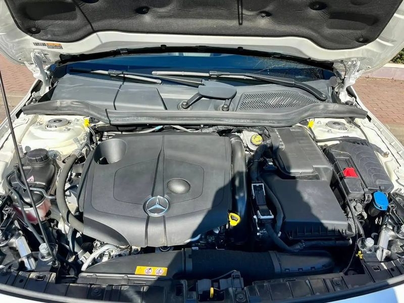 Mercedes-Benz GLA • 2019 • 118,000 km 8