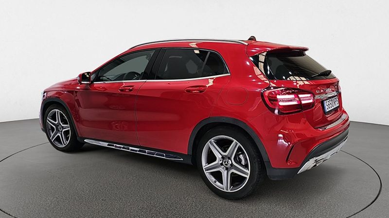 Mercedes-Benz GLA • 2018 • 120,000 km 4