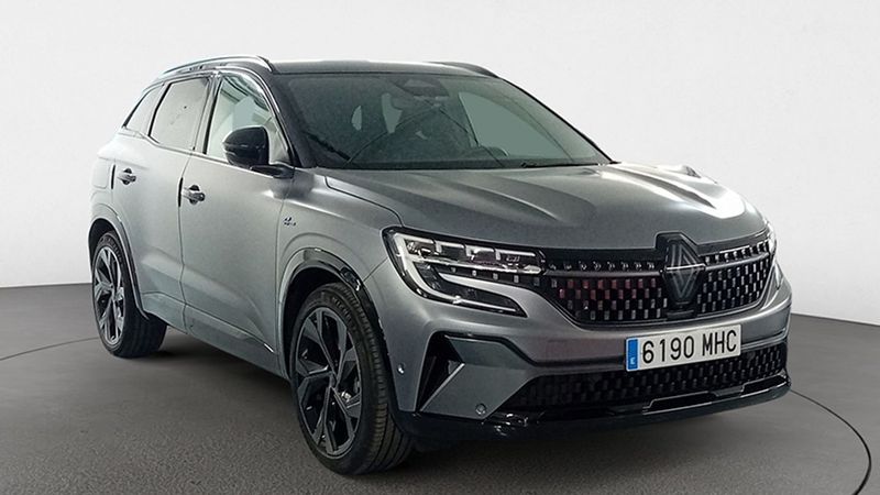 Renault Captur • 2023 • 15,444 km 1