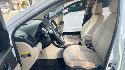 Hyundai Accent • 2016 • 32 km 2